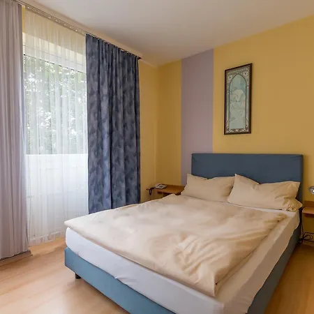 Hotel Regina-3